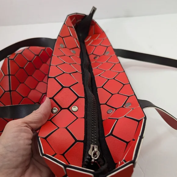 Patrizia Luca Red Geometric Faux Leather Tote Bag Modern Art Pop Chic Purse - Picture 9 of 13